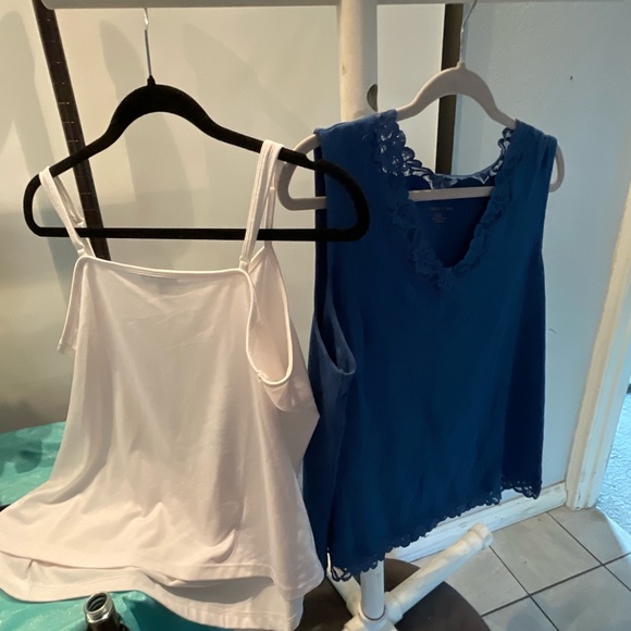 Navy 3-qtr blouses with BLUE COLDWATER CREEK lace V-neck & white Cami 4pc BUNDLE - Picture 15 of 15